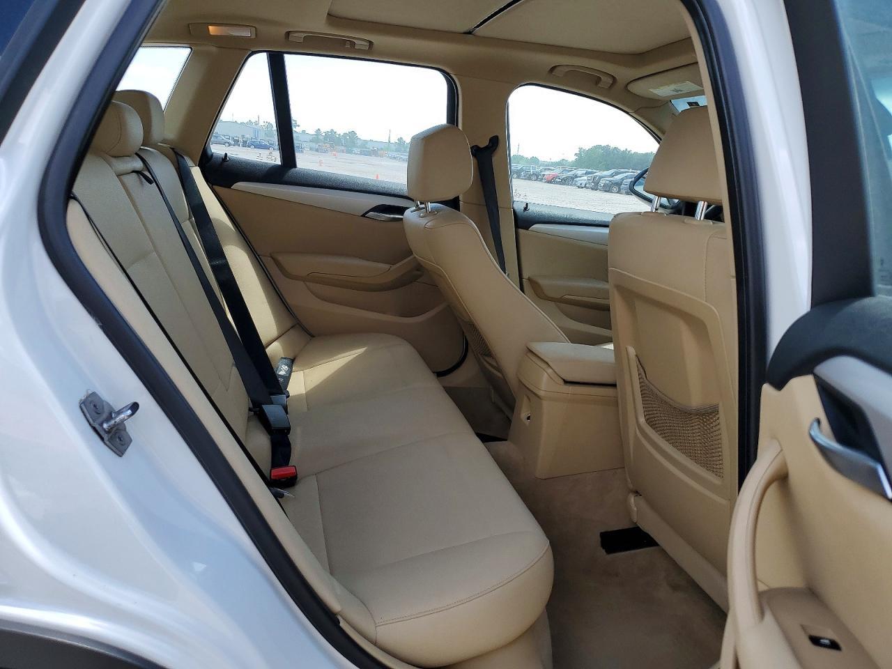 2015 BMW X1 xDrive28I - zdjęcie 11