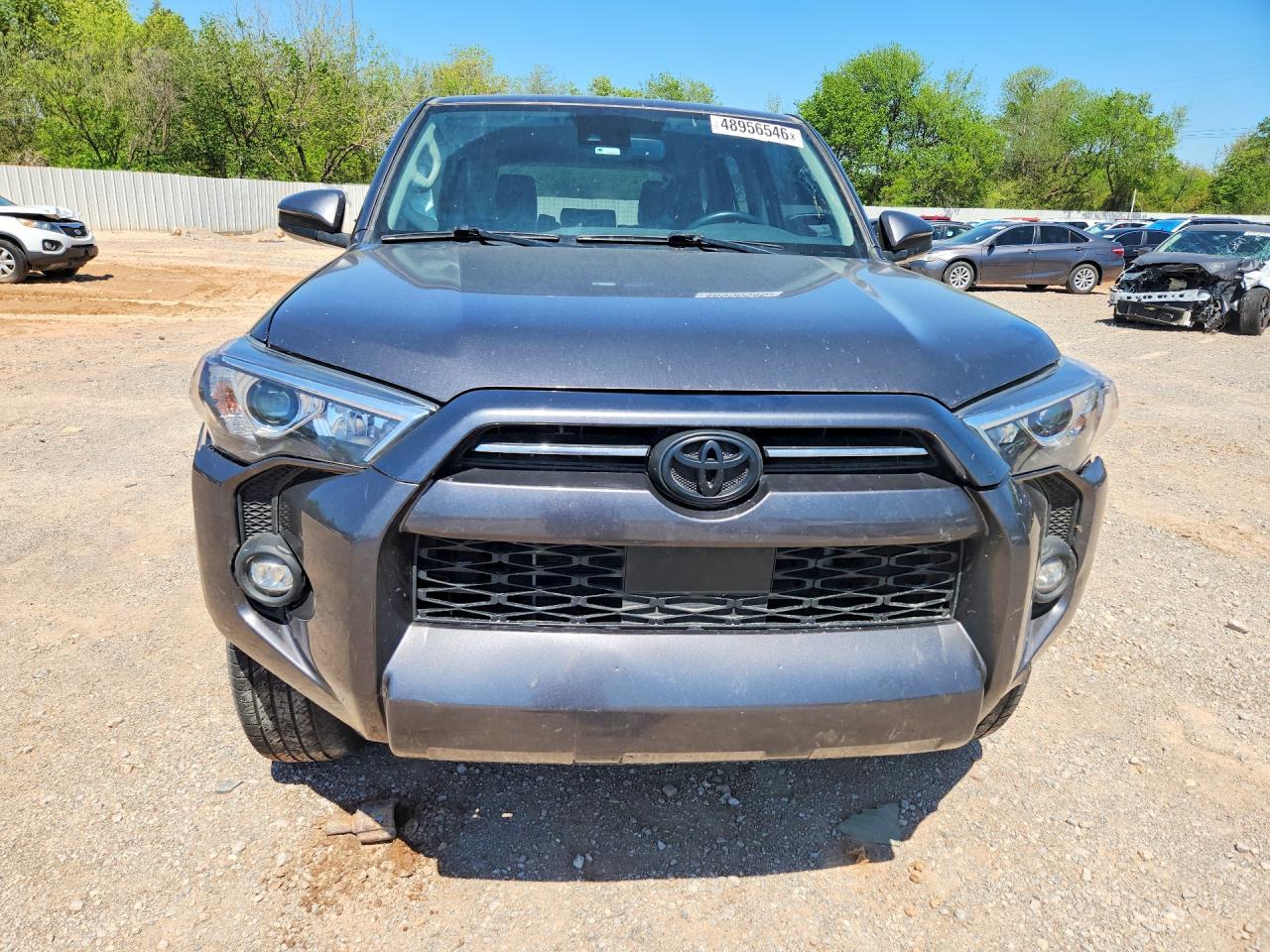 2021 Toyota 4Runner Sr5 - zdjęcie 5