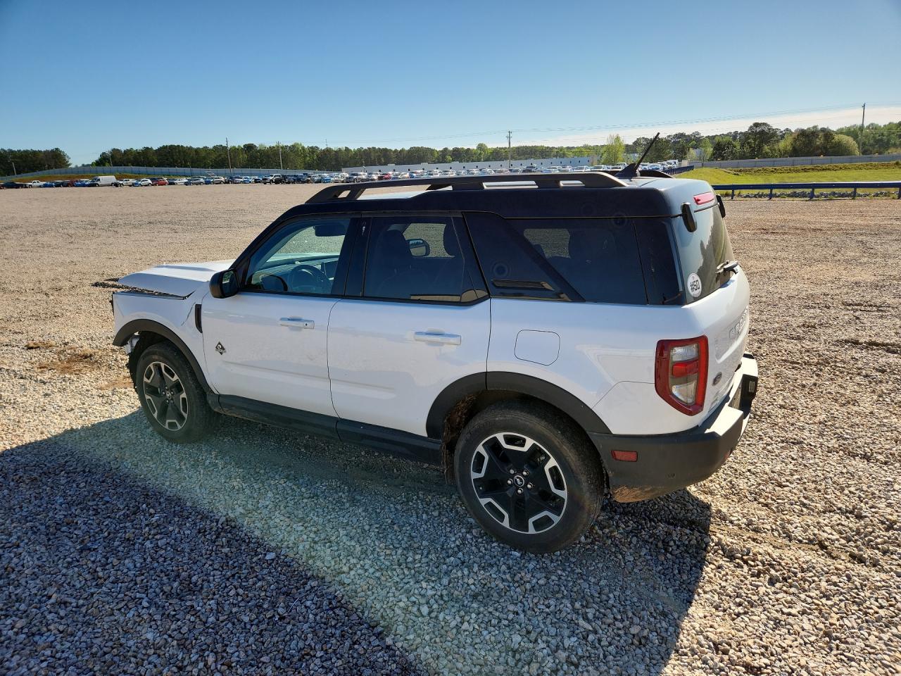 2024 Ford Bronco Sport Outer Banks - zdjęcie 2