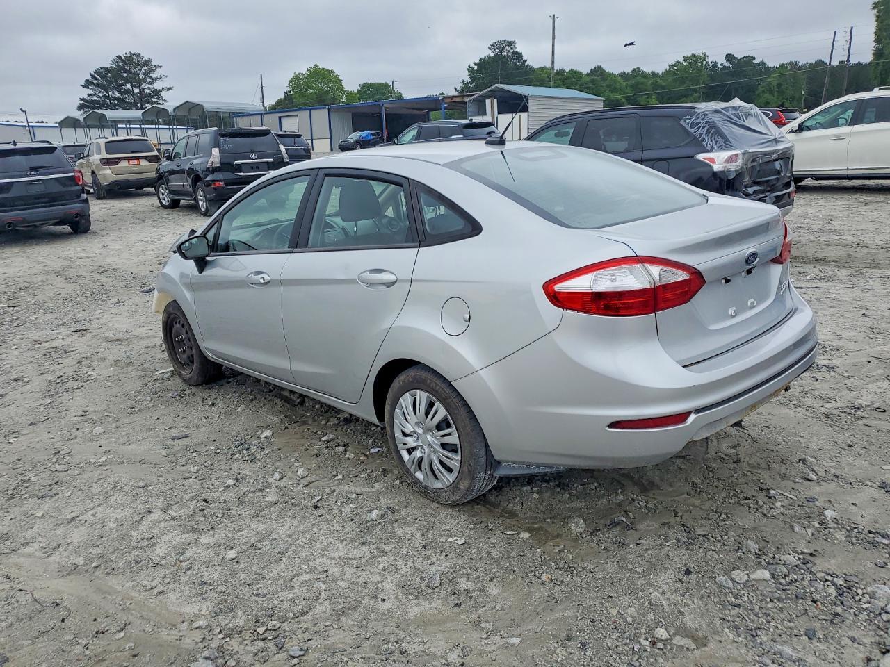 2019 Ford Fiesta S - zdjęcie 2