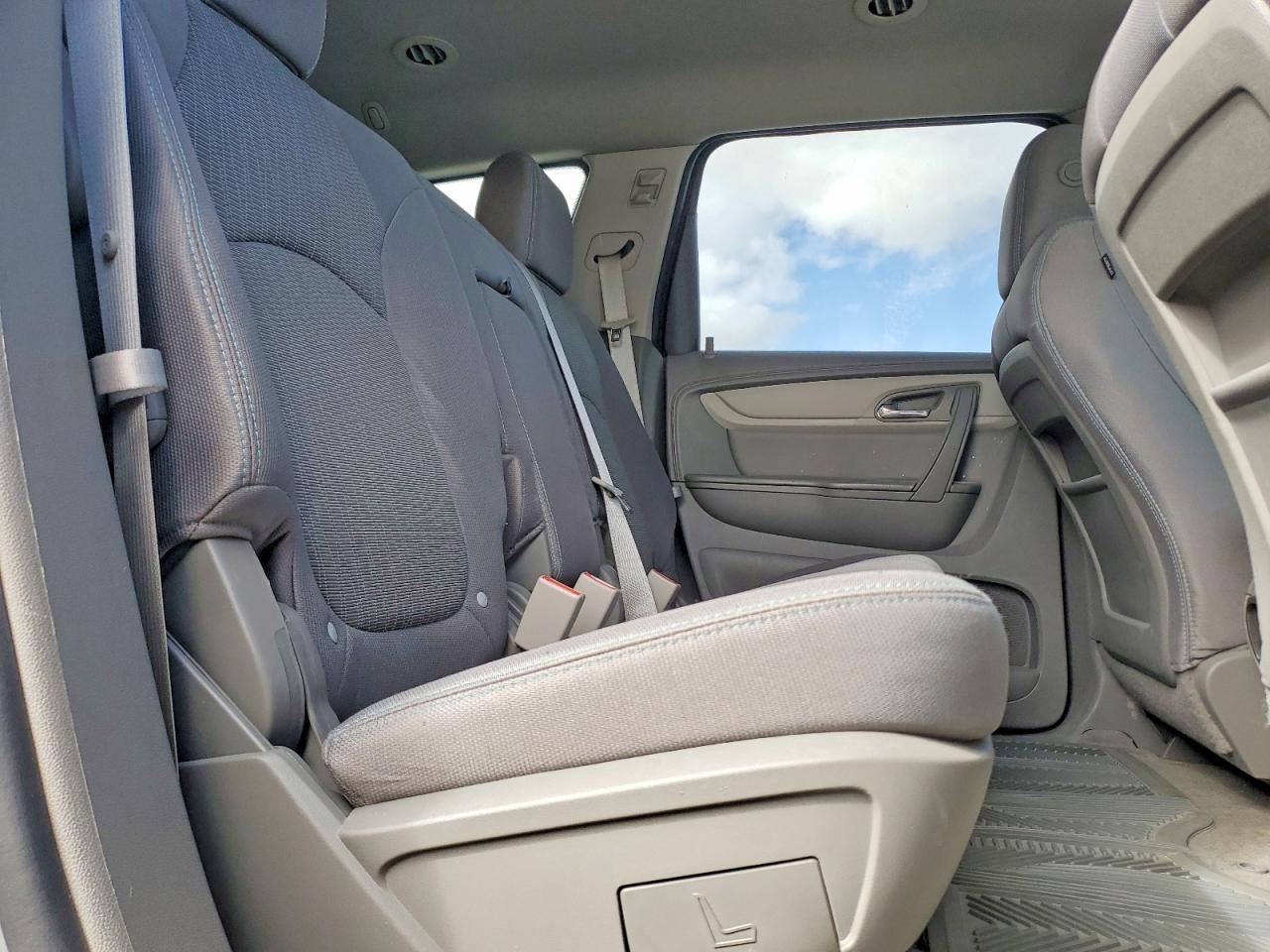 2014 Chevrolet Traverse Lt - zdjęcie 11