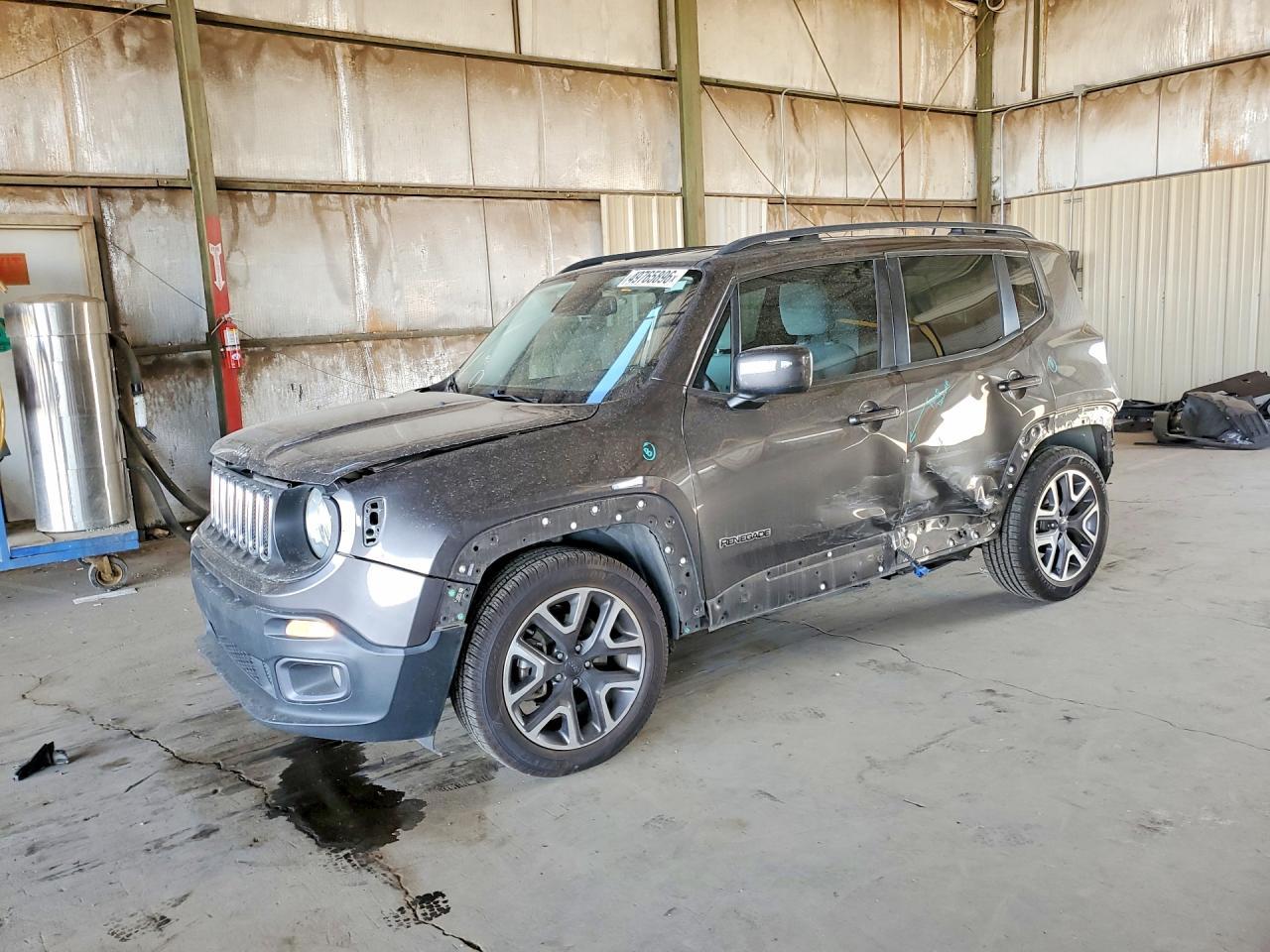 2017 Jeep Renegade Latitude - zdjęcie główne