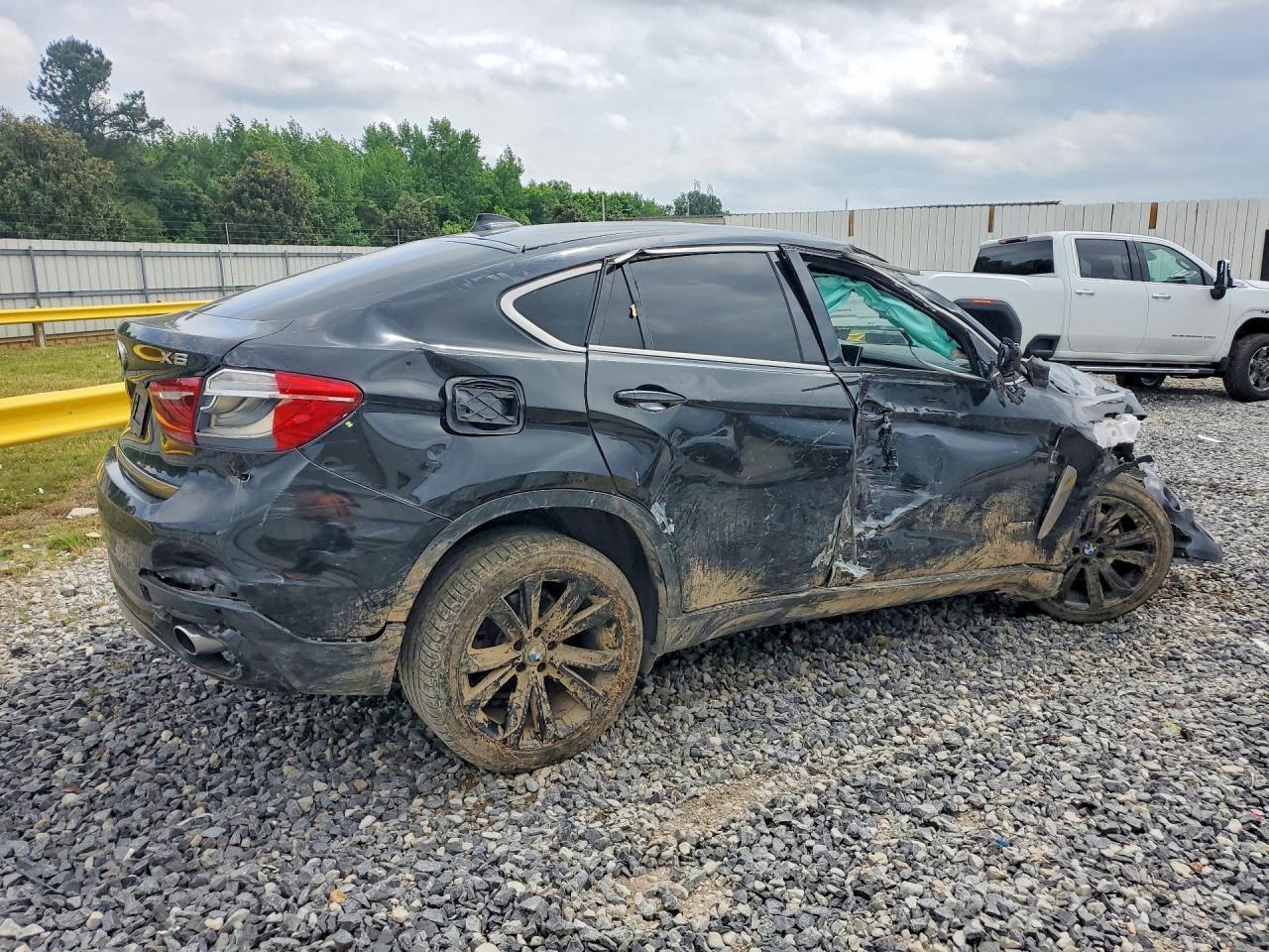 2017 BMW X6 xDrive35I - zdjęcie 3