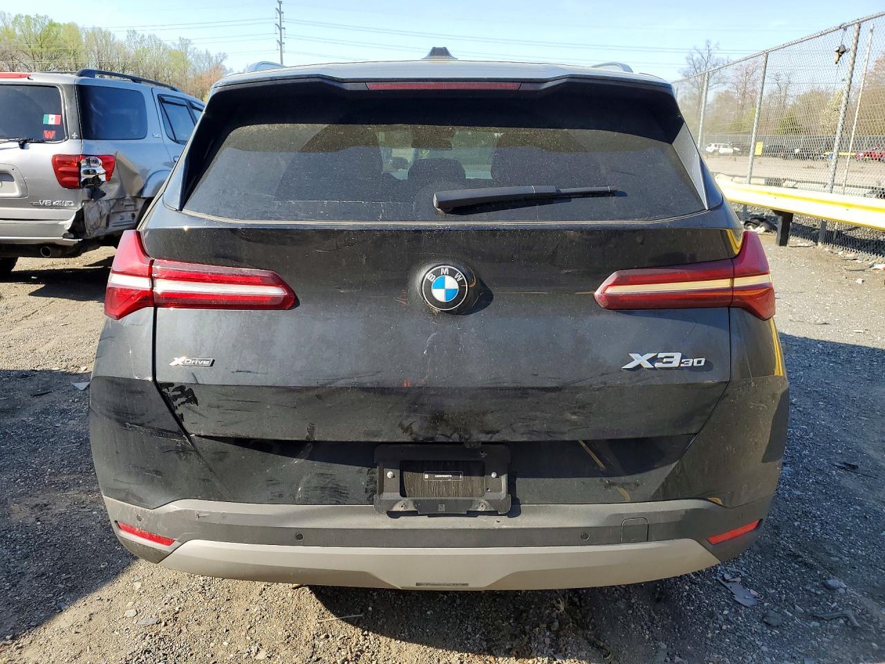 2025 BMW X3 30 xDrive - zdjęcie 6