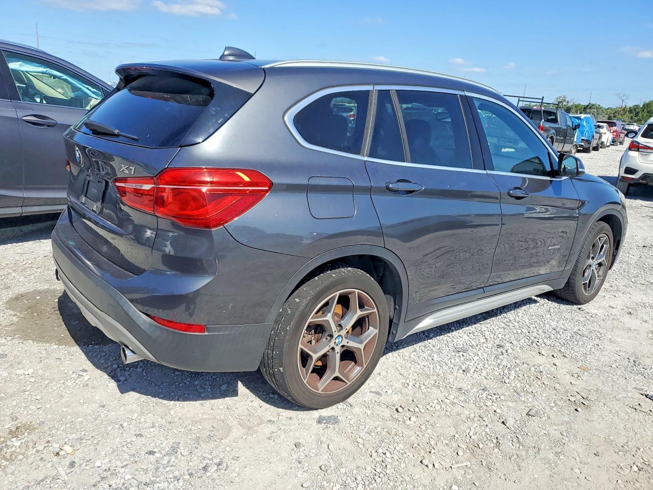 2018 BMW X1 xDrive28I - zdjęcie 3