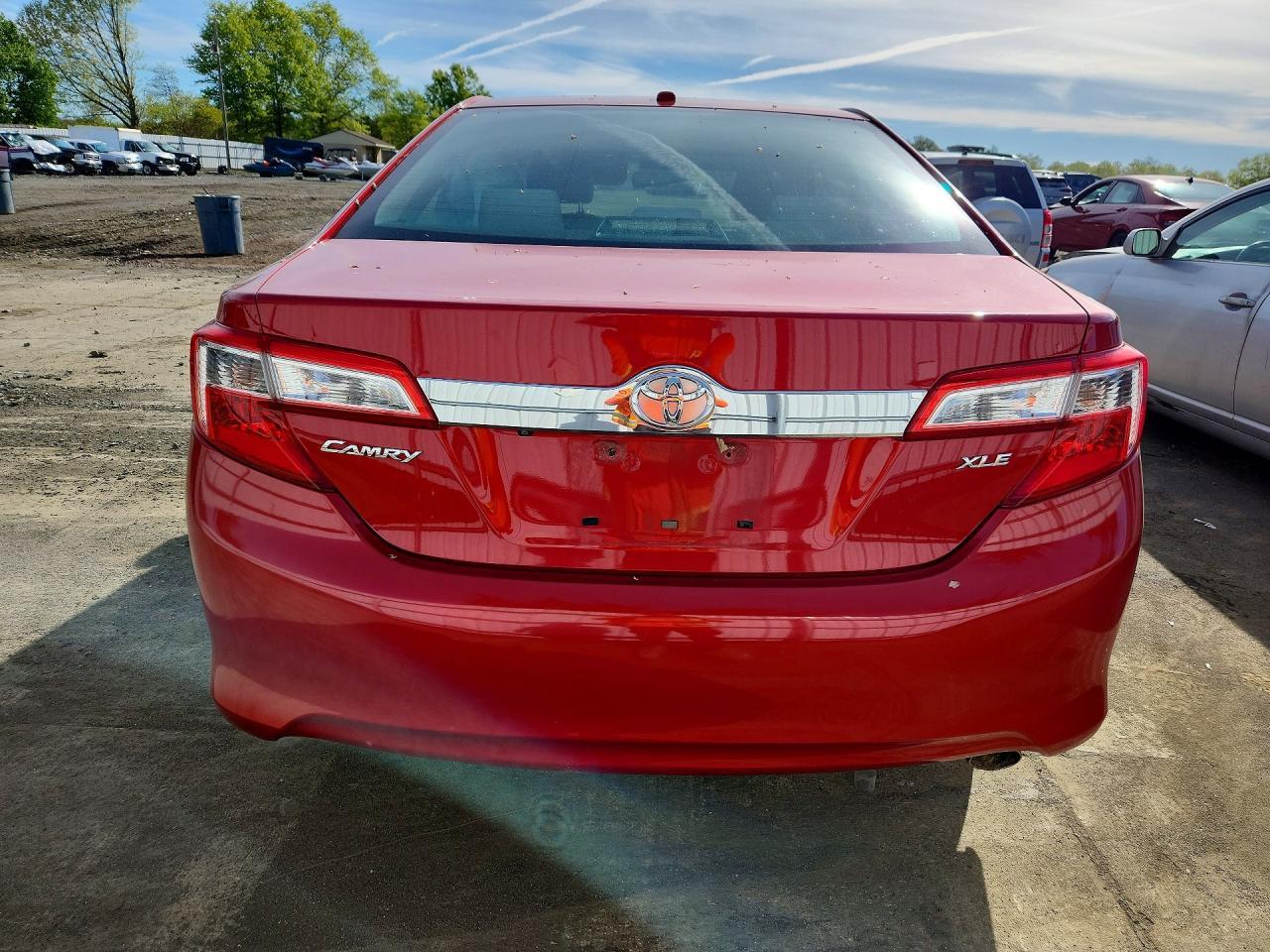 2013 Toyota Camry Xle - zdjęcie 6