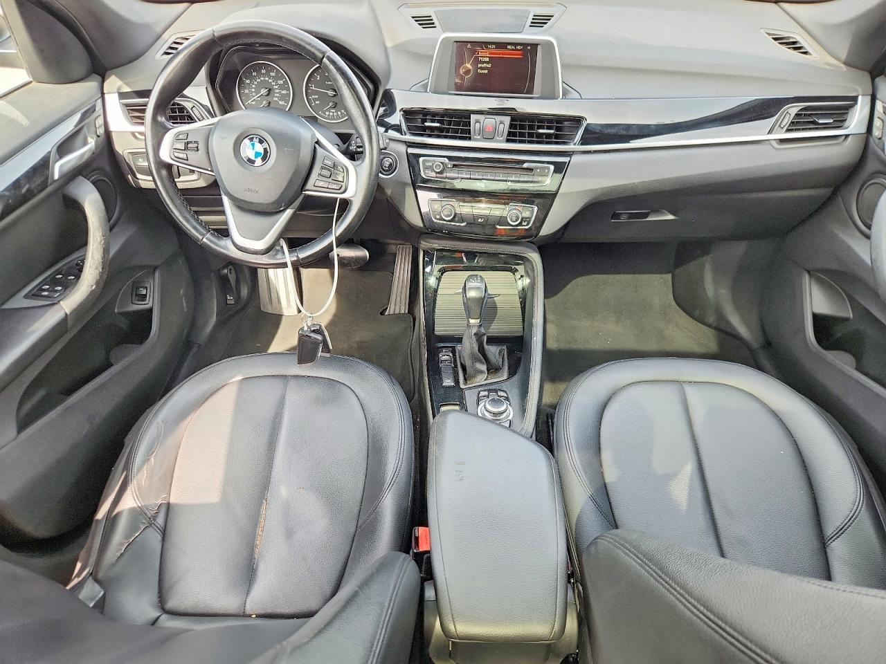2016 BMW X1 xDrive28I - zdjęcie 8