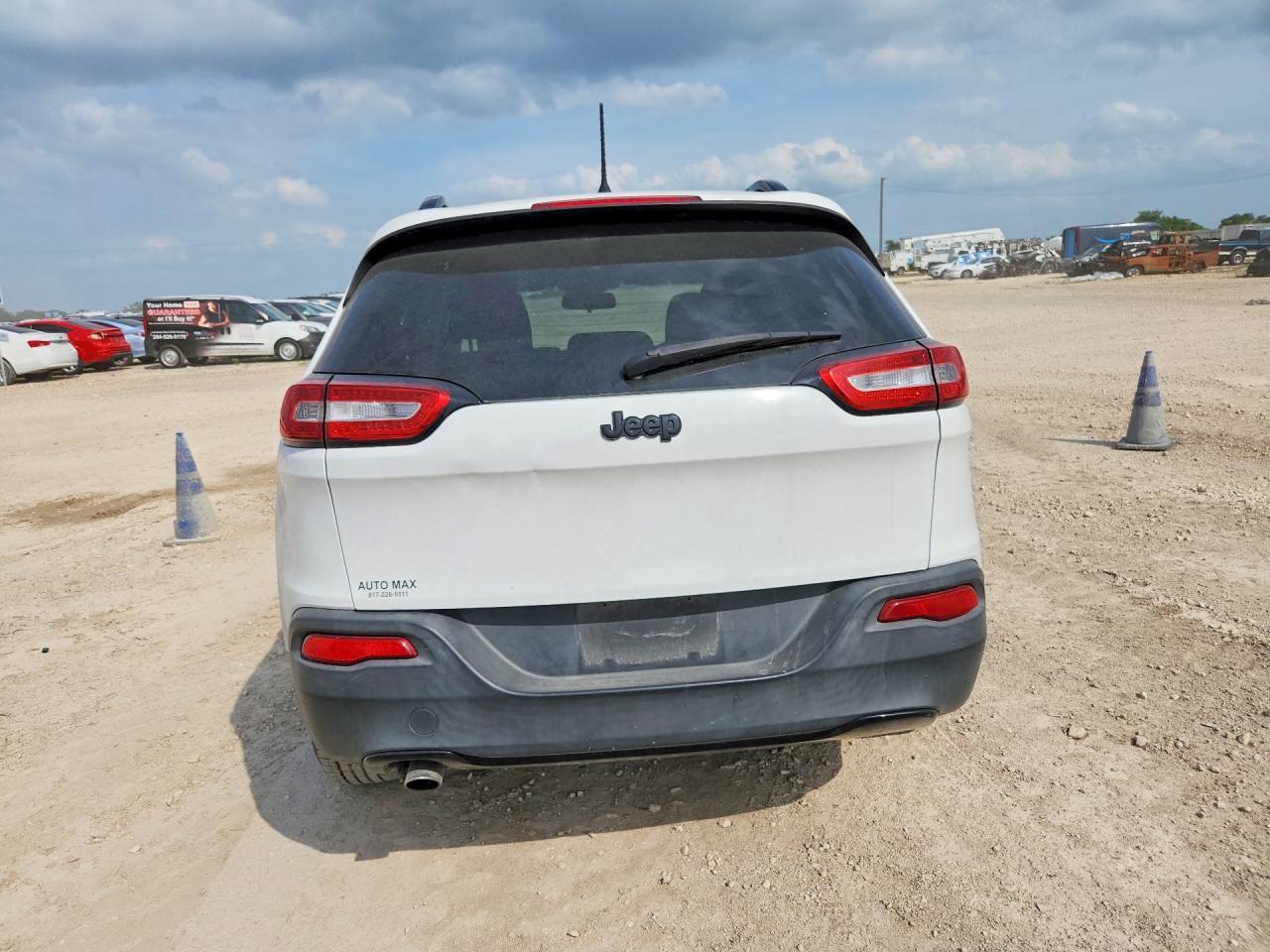 2017 Jeep Cherokee Sport - zdjęcie 6