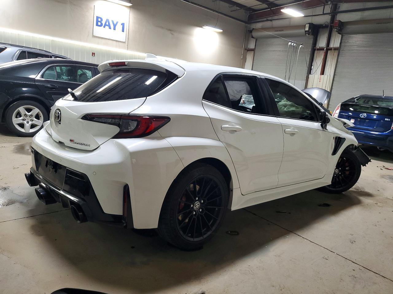 2025 Toyota Gr Corolla Premium - zdjęcie 3