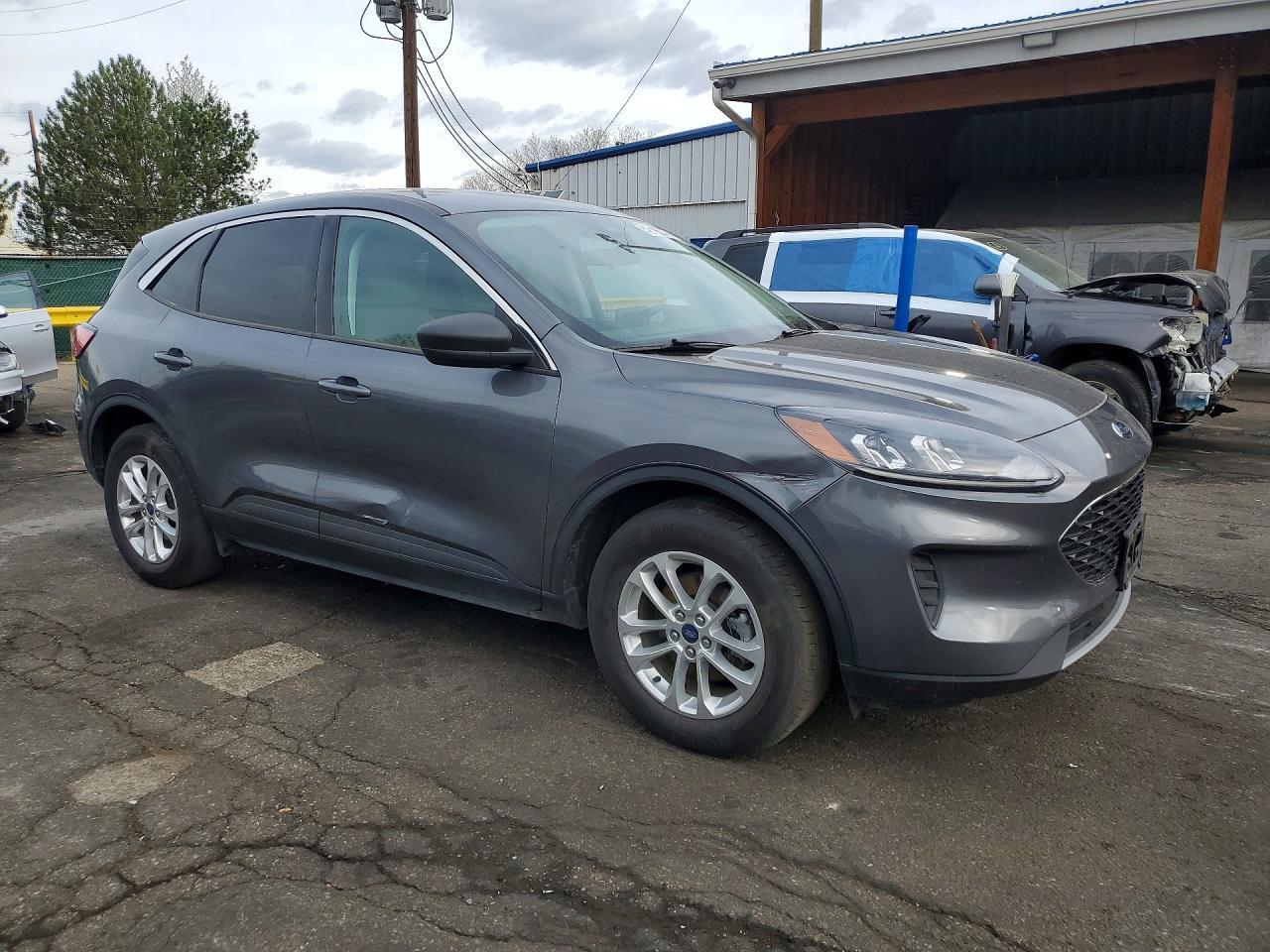 2022 Ford Escape - zdjęcie 4
