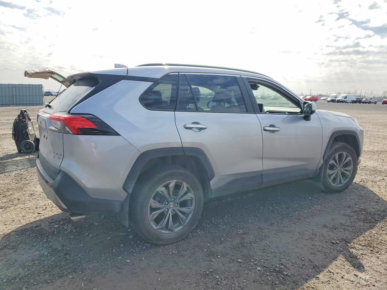 2022 Toyota Rav4 Limited - zdjęcie 3