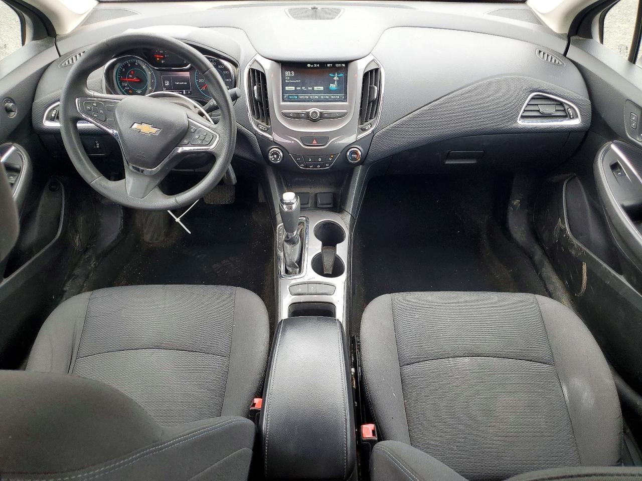 2018 Chevrolet Cruze Lt - zdjęcie 8