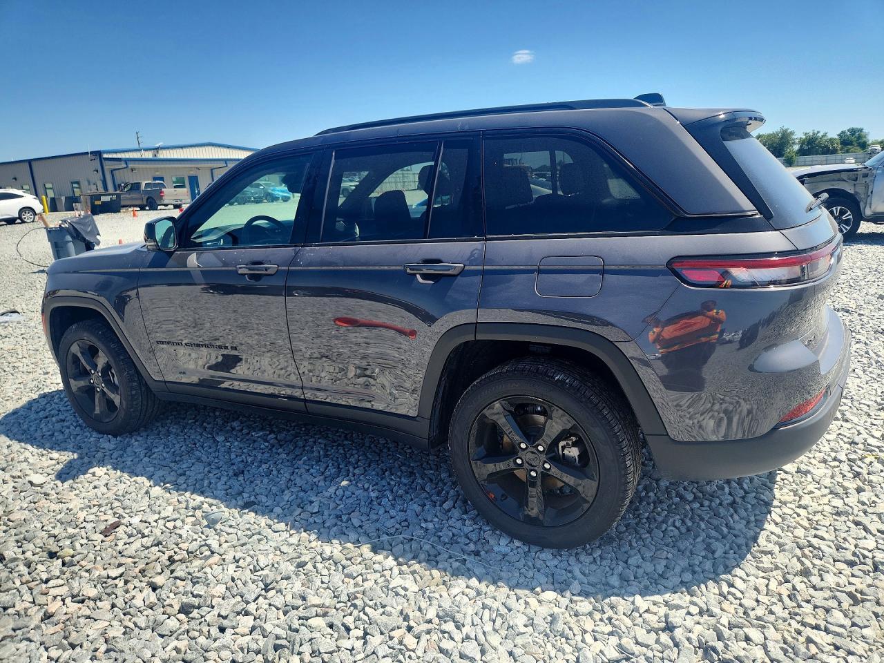 2024 Jeep Grand Cherokee Limit - zdjęcie 2