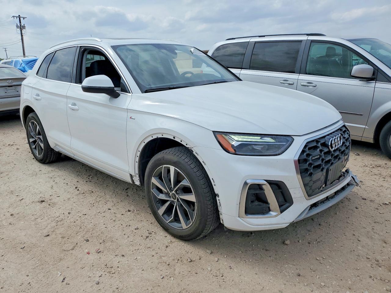 2024 Audi Q5 Premium 45 - zdjęcie 4