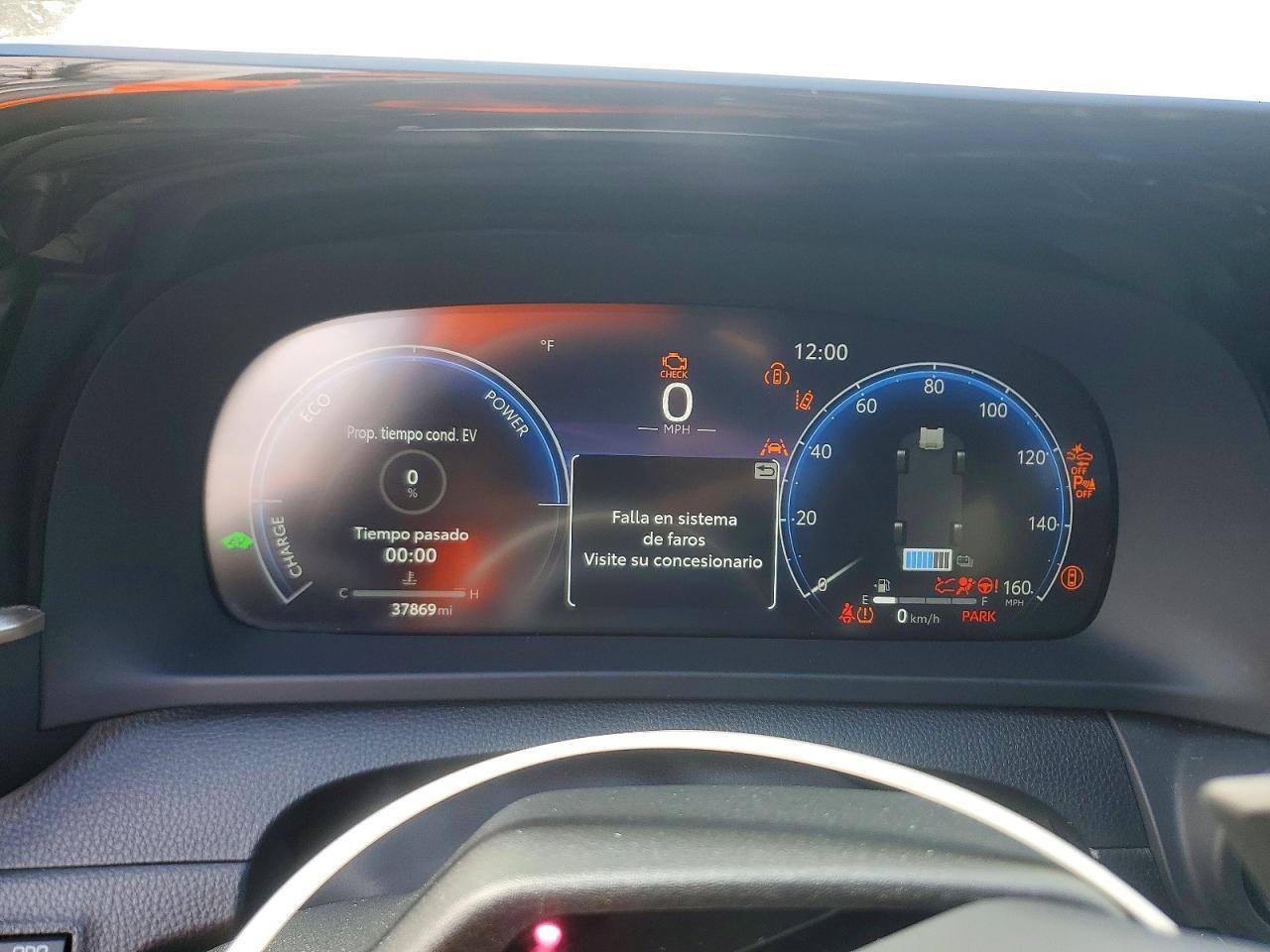 2025 Toyota Crown Signia Limited - zdjęcie 9