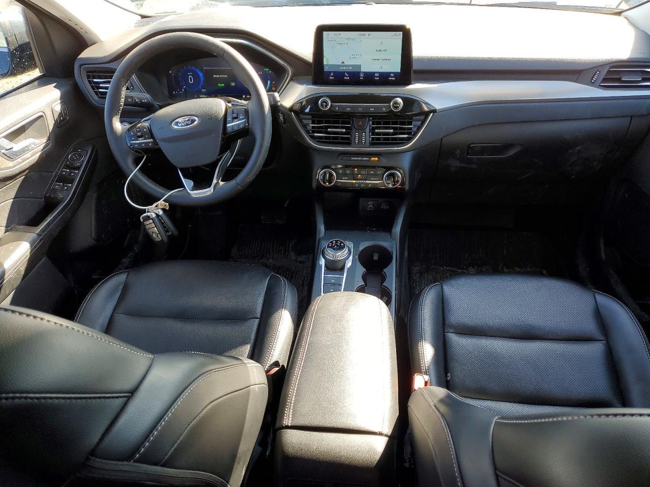 2022 Ford Escape Titanium - zdjęcie 8