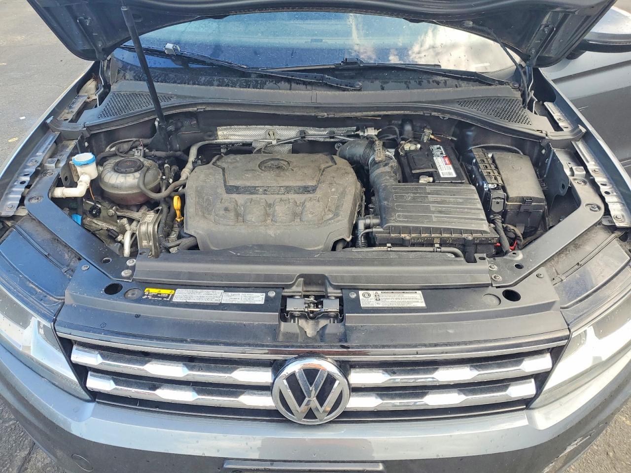 2018 Volkswagen Tiguan S - zdjęcie 12