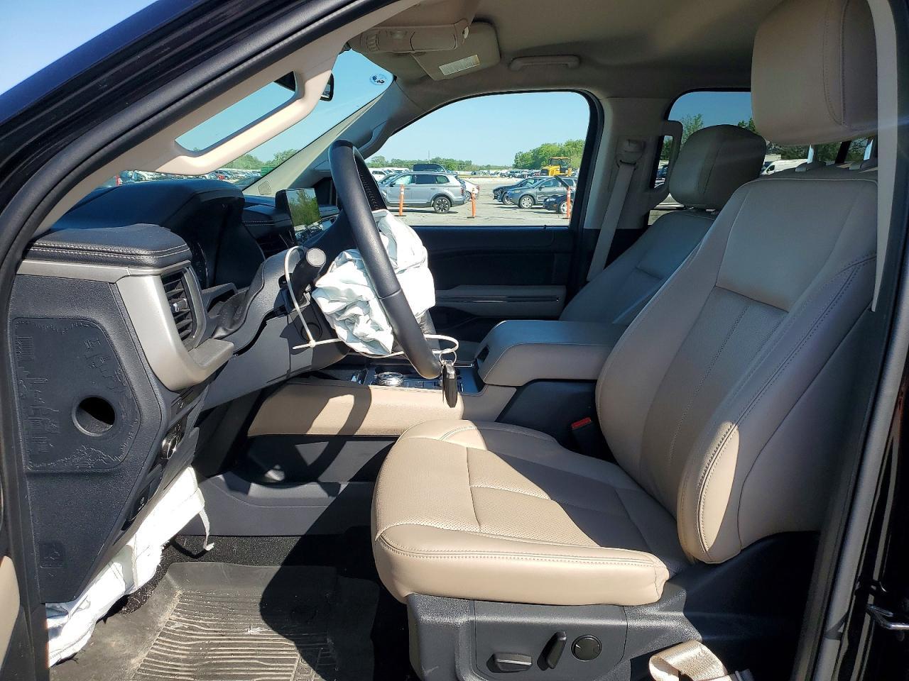 2024 Ford Expedition Xlt - zdjęcie 7