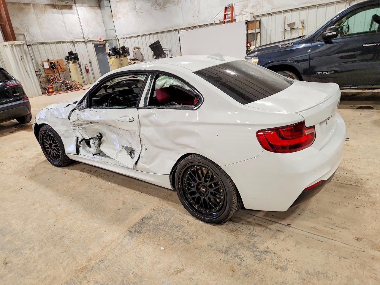 2017 BMW M240Xi - zdjęcie 2