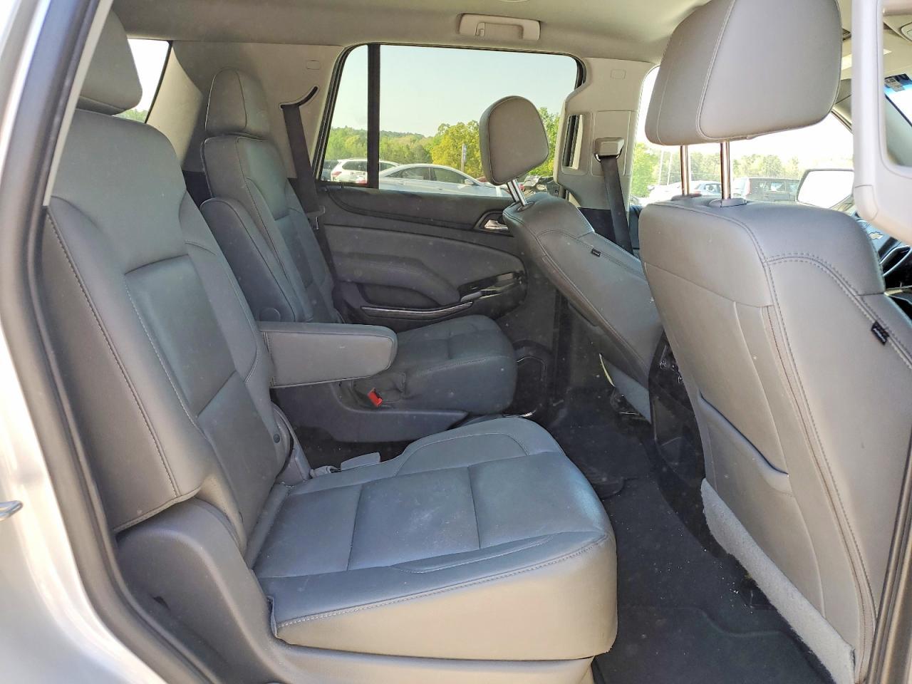 2019 Chevrolet Tahoe K1500 Lt - zdjęcie 11