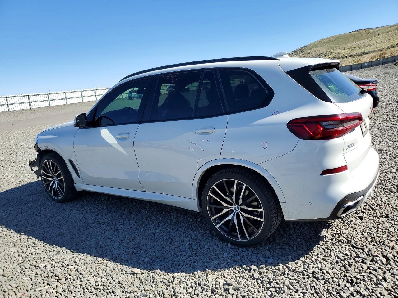 2019 BMW X5 xDrive40I - zdjęcie 2