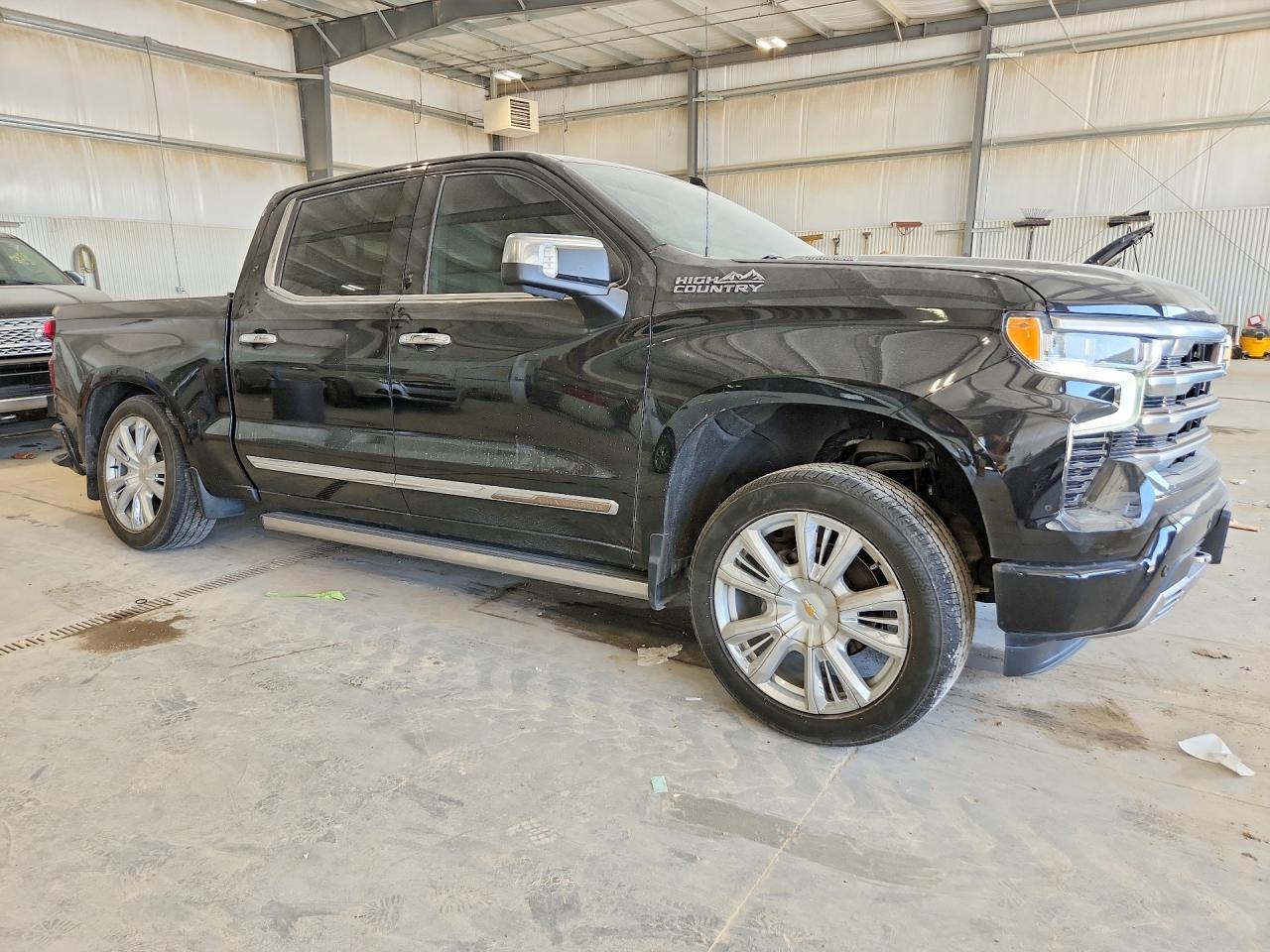 2022 Chevrolet Silverado K1500 High Country - zdjęcie 4
