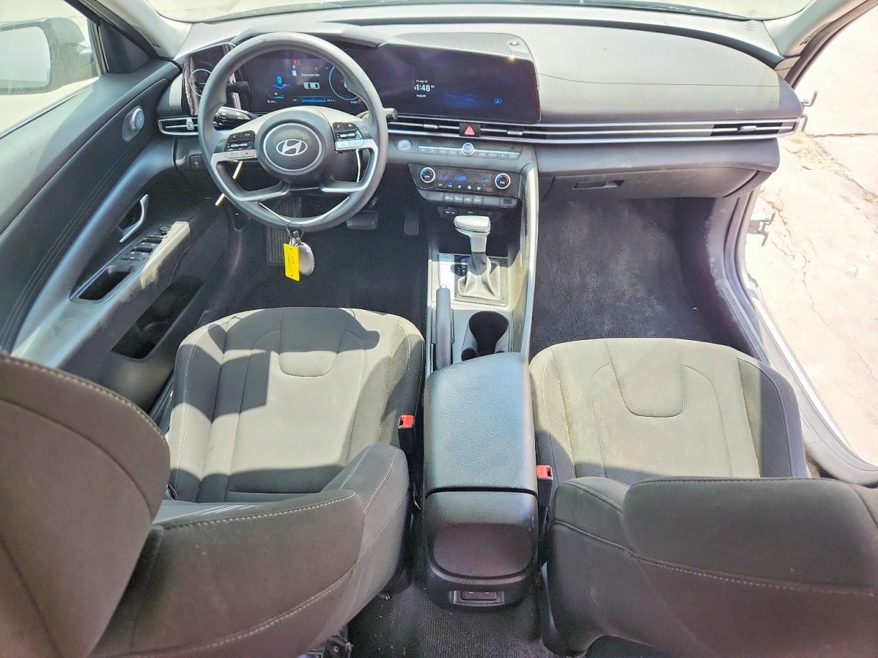 2024 Hyundai Elantra Sel - zdjęcie 8