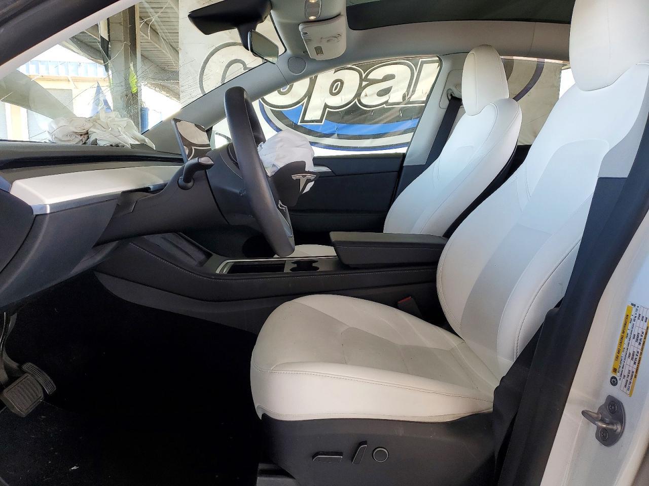 2023 Tesla Model Y - zdjęcie 7