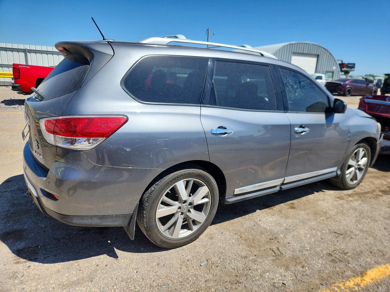 2015 Nissan Pathfinder S - zdjęcie 3