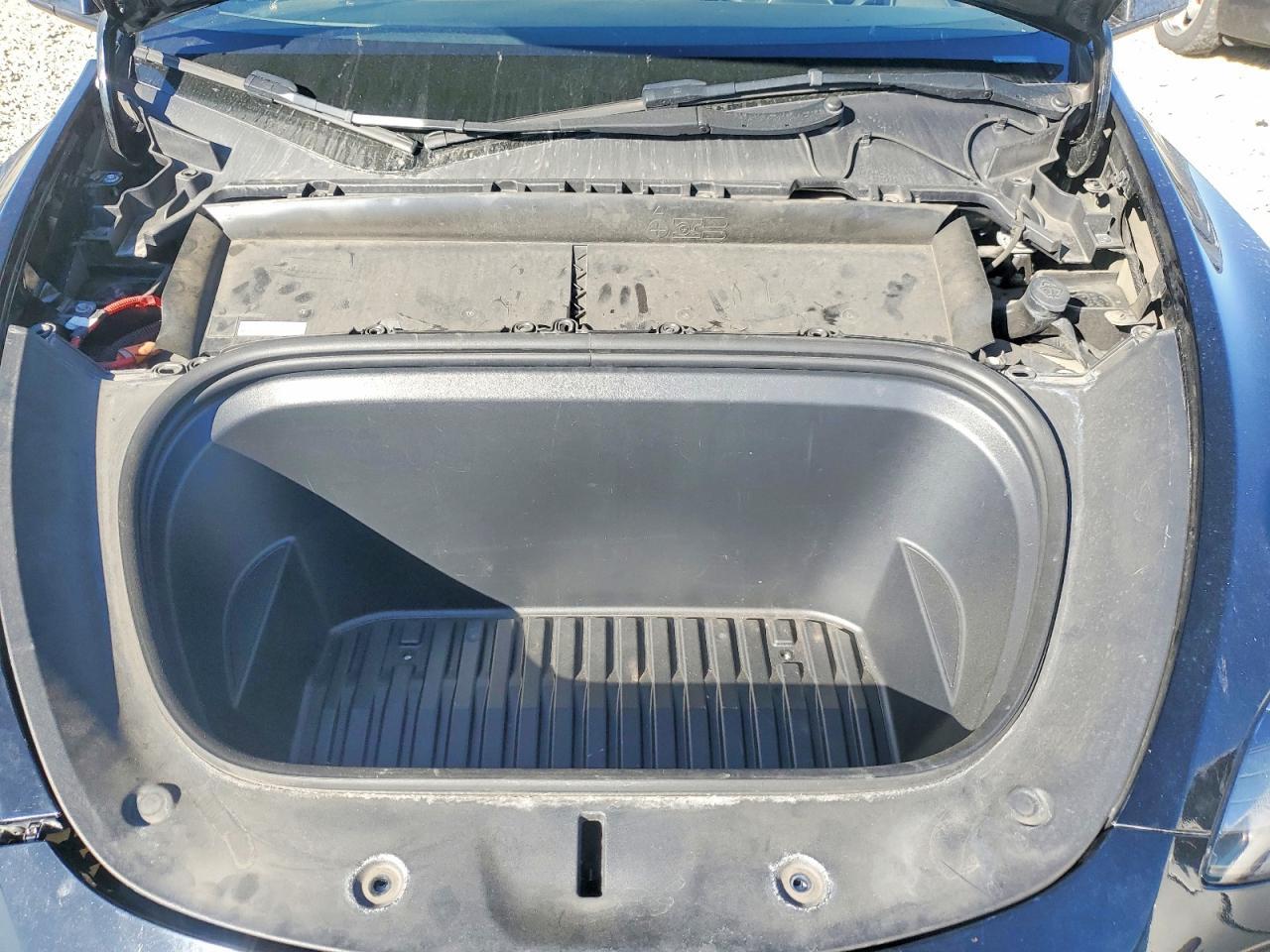 2023 Tesla Model Y - zdjęcie 12