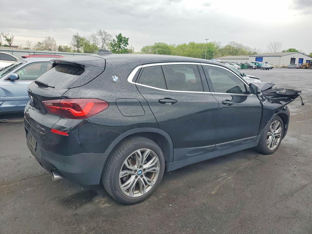 2022 BMW X2 xDrive28I - zdjęcie 3