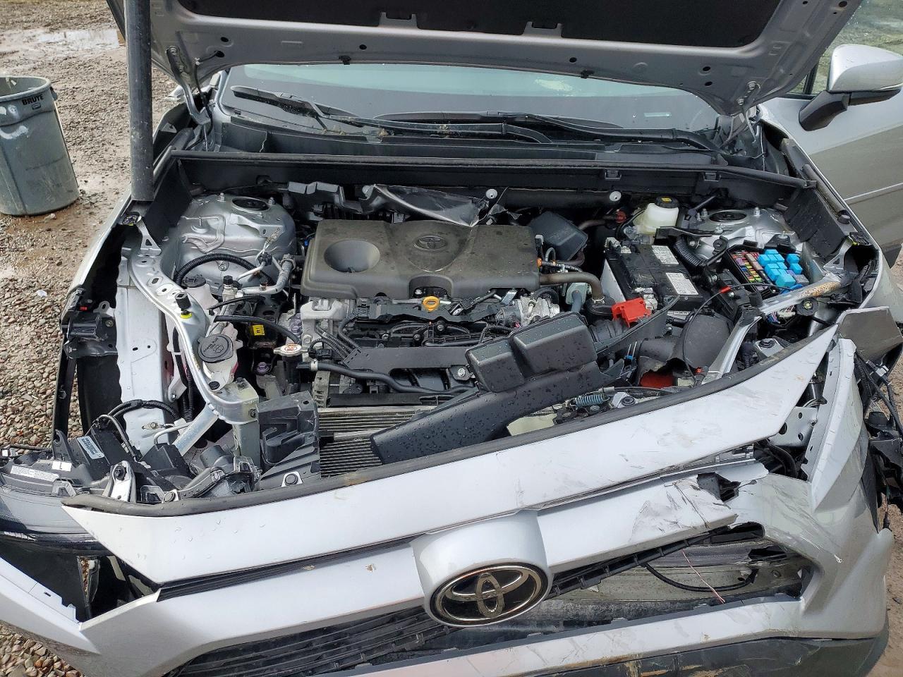 2025 Toyota Rav4 Le - zdjęcie 12