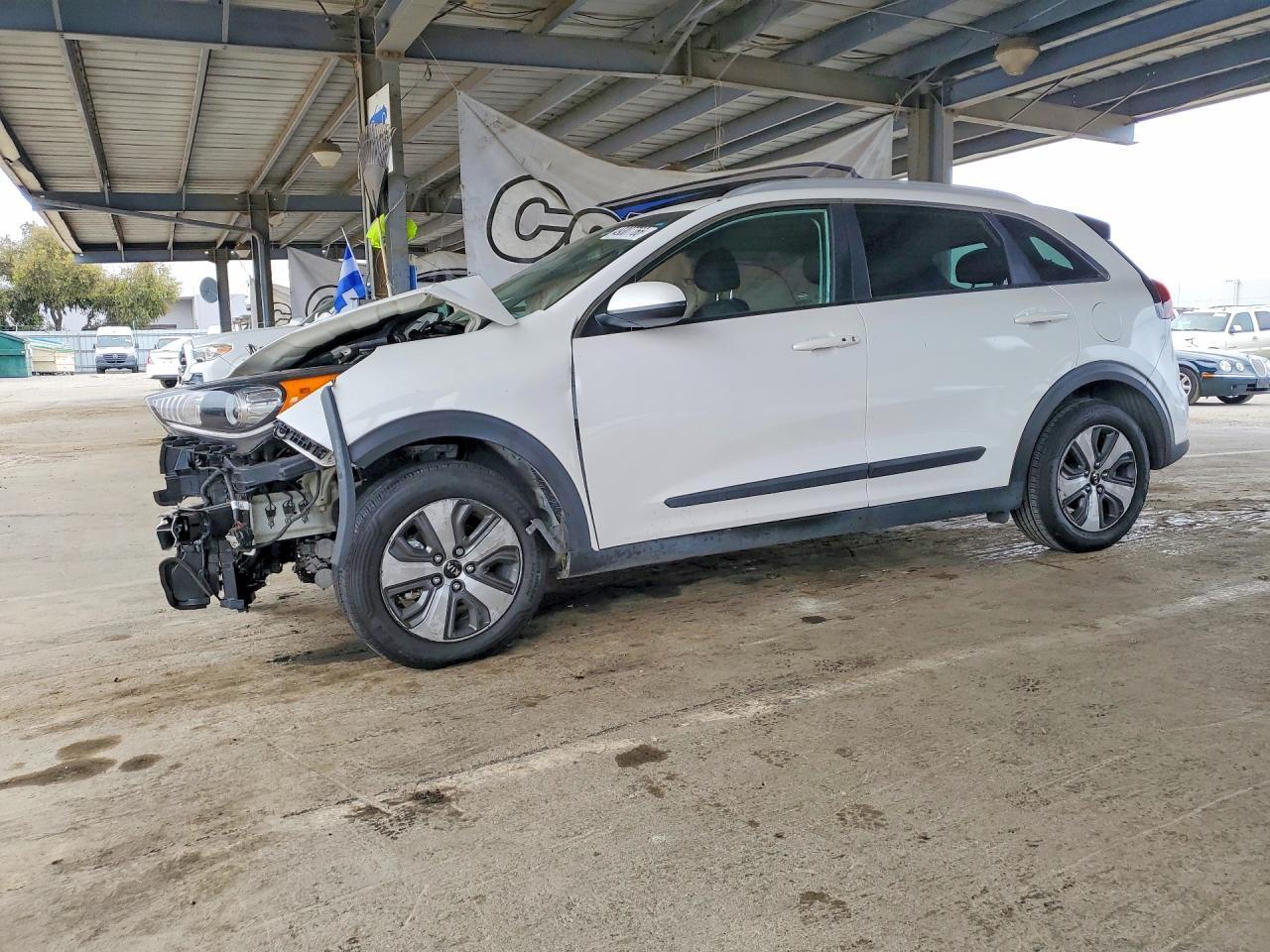 2017 Kia Niro Lx - zdjęcie główne