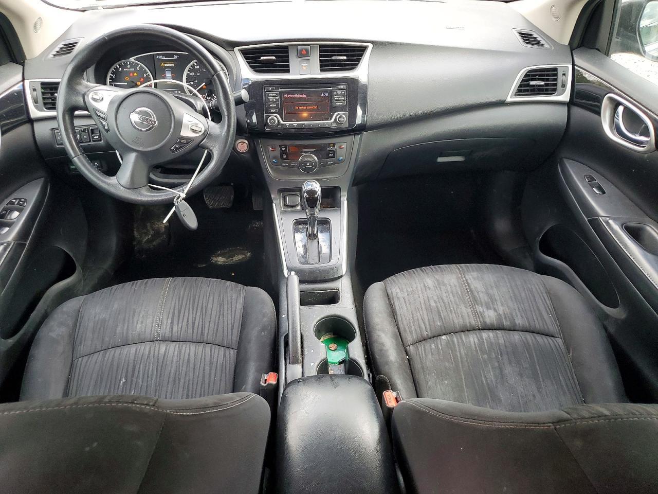 2018 Nissan Sentra Sv - zdjęcie 8