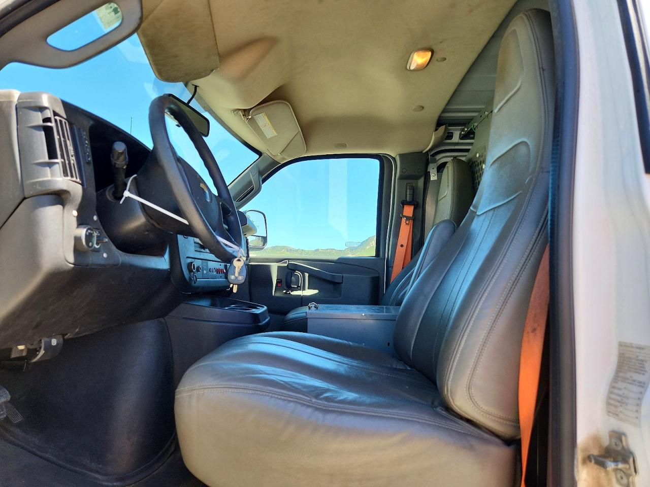 2016 Chevrolet Express - zdjęcie 7