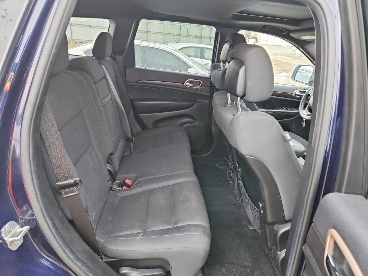 2014 Jeep Grand Cherokee Laredo - zdjęcie 11