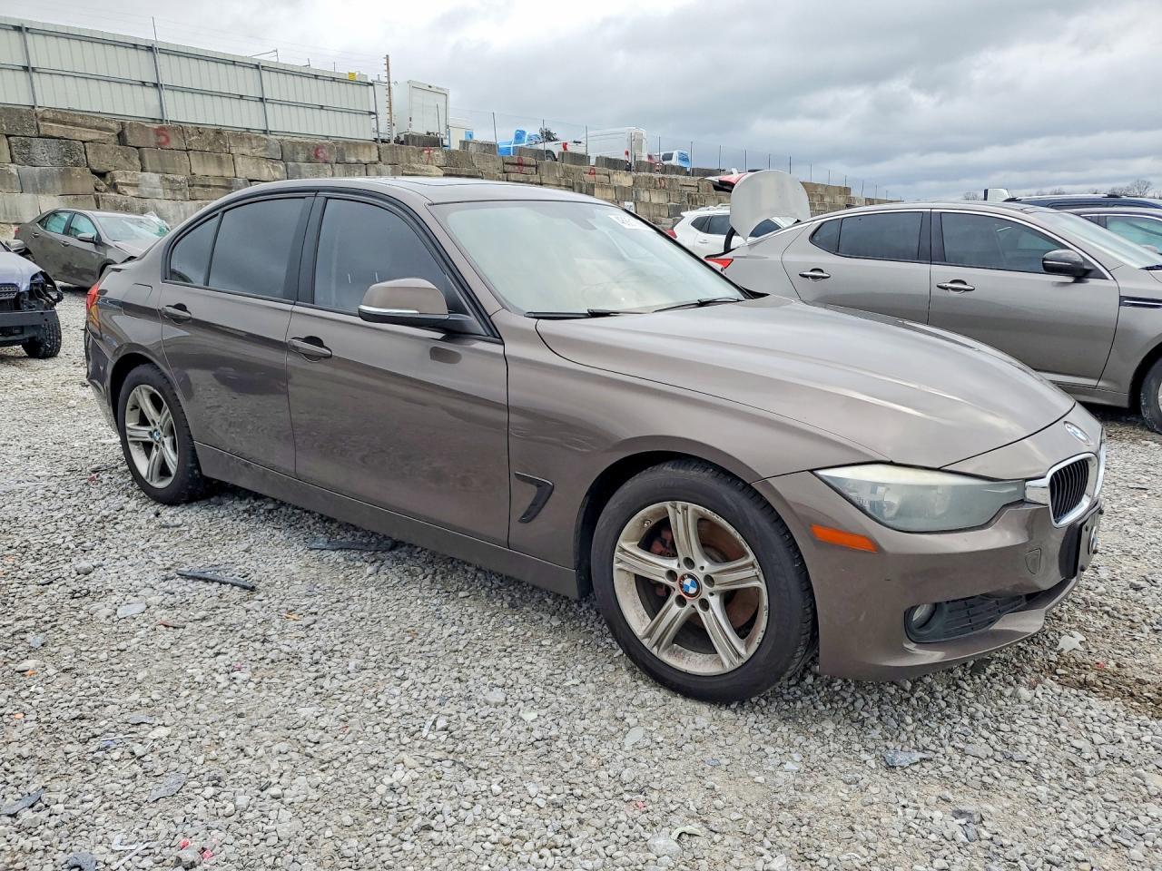 BMW Seria 3 - zdjęcie 4