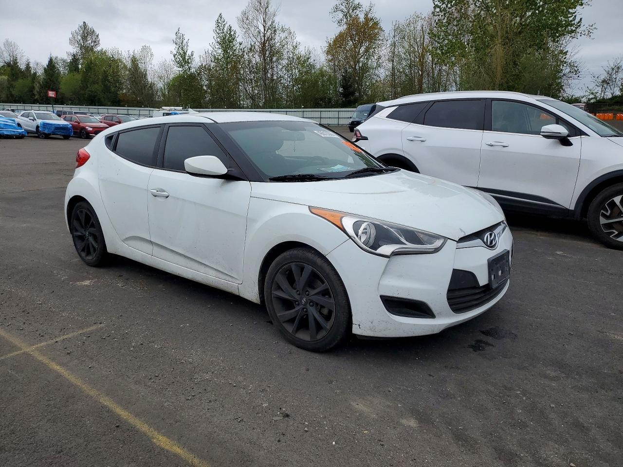 2016 Hyundai Veloster - zdjęcie 4