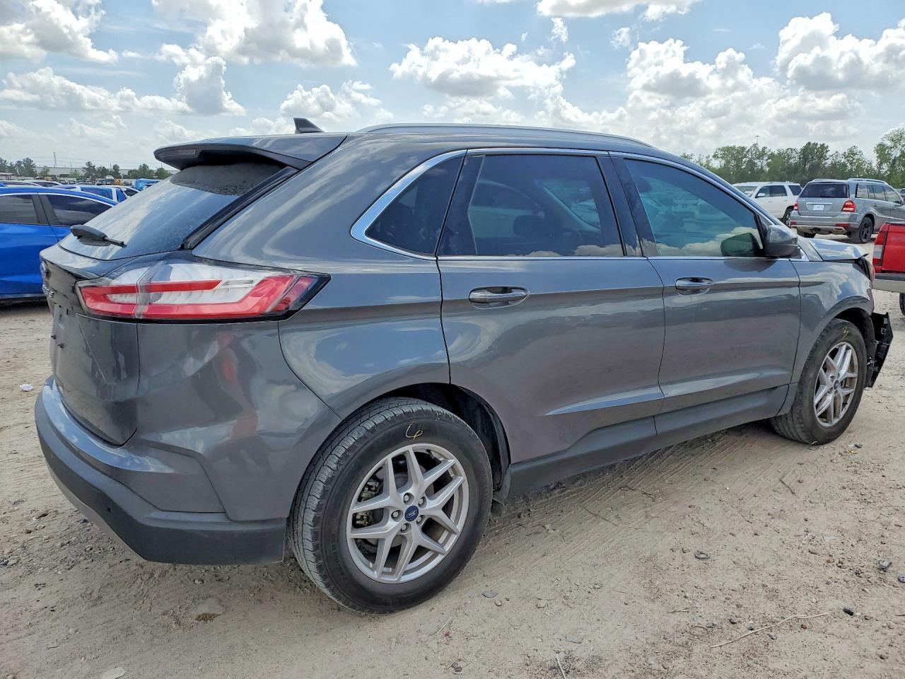 2021 Ford Edge Sel - zdjęcie 3