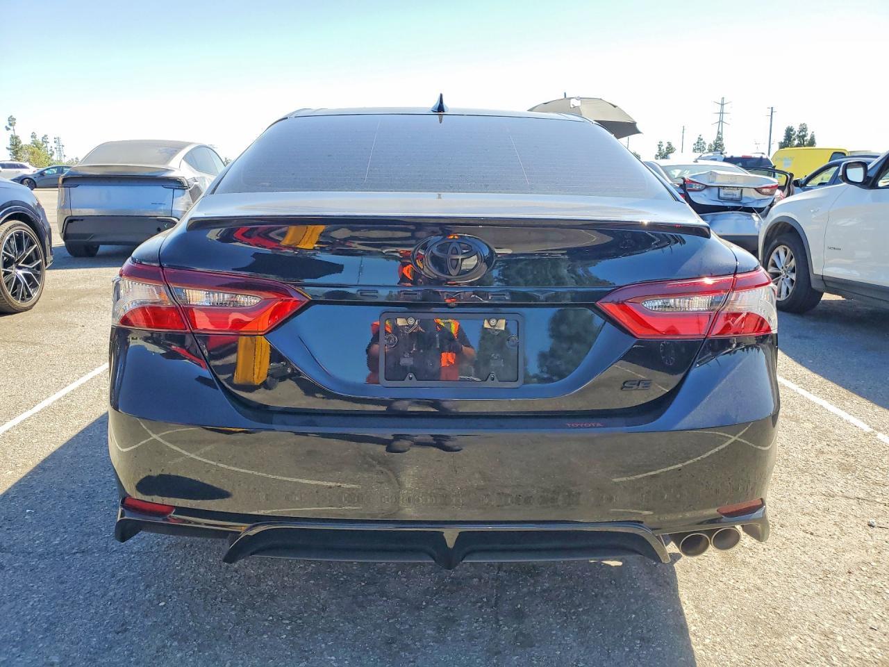 2021 Toyota Camry Se - zdjęcie 6
