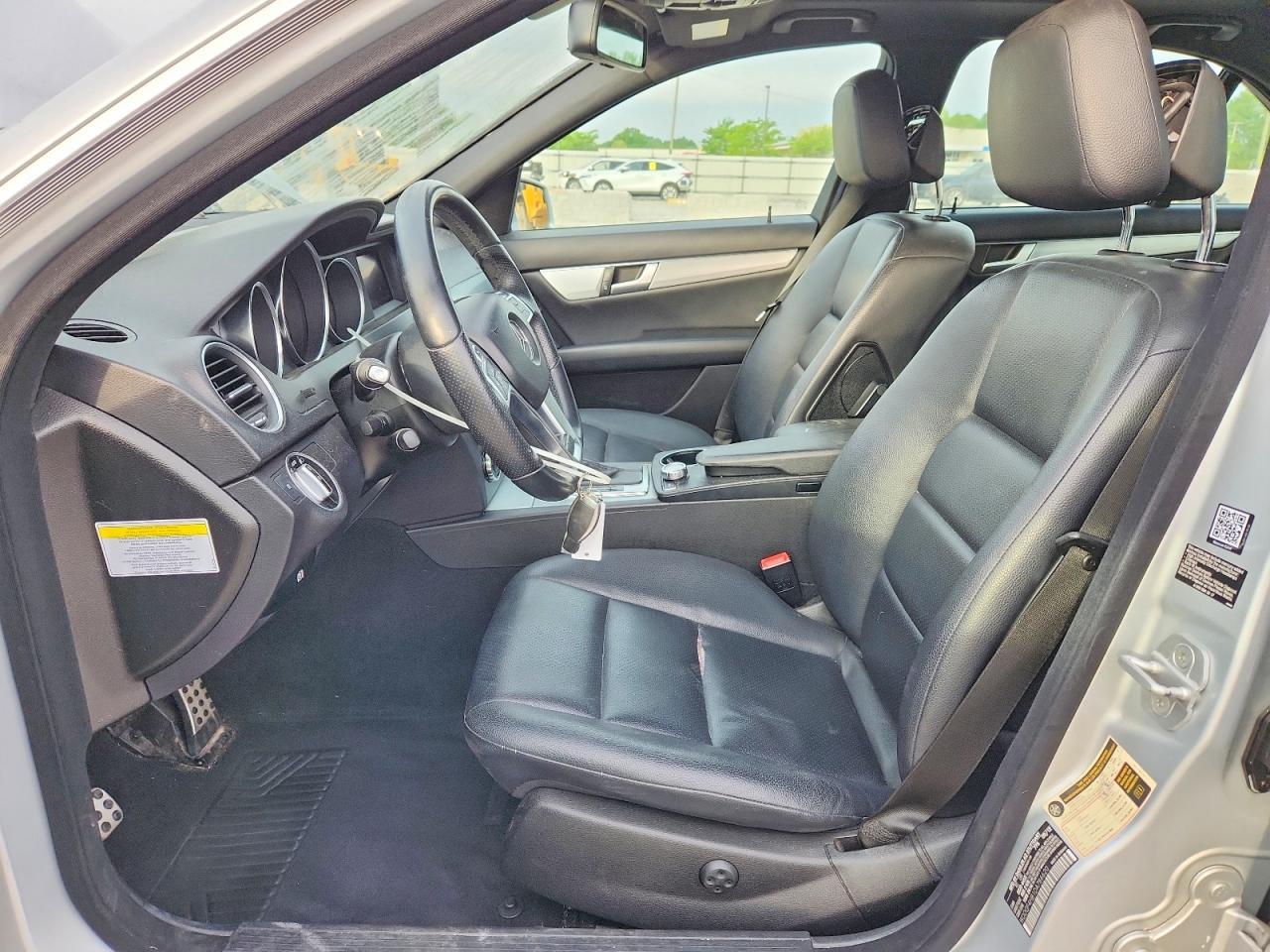2013 Mercedes-Benz C 250 - zdjęcie 7