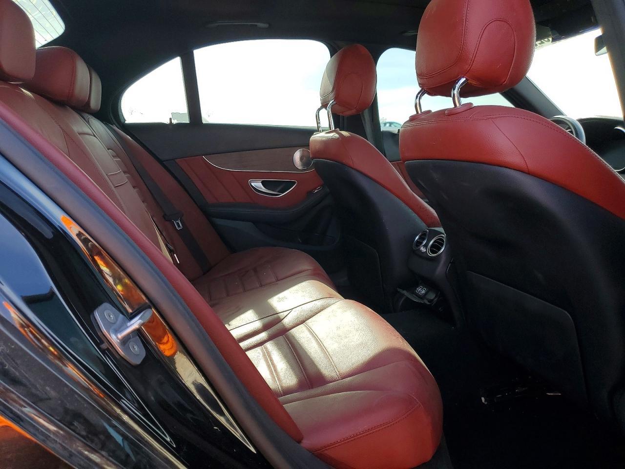 2020 Mercedes-Benz C - zdjęcie 10