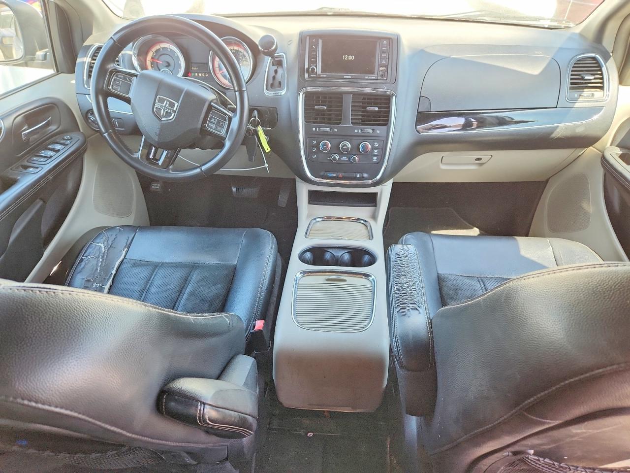 2017 Dodge Grand Caravan Sxt - zdjęcie 8