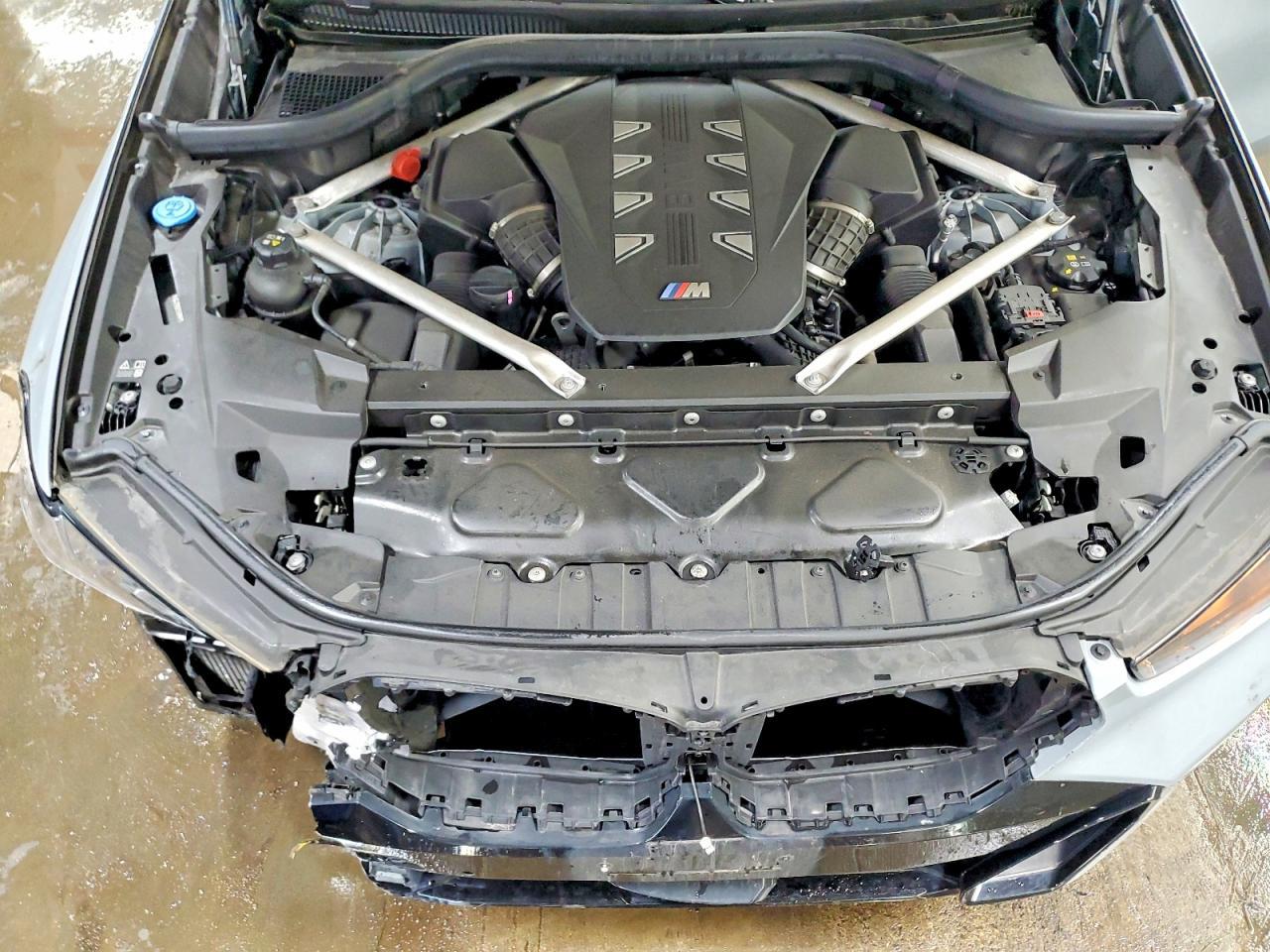2024 BMW X6 M60I - zdjęcie 11