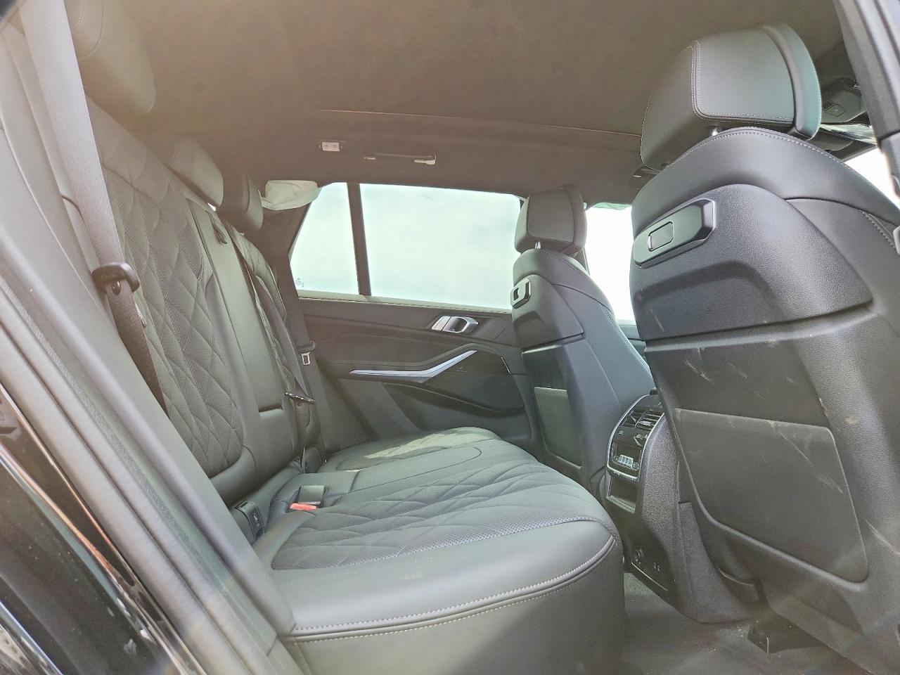 2025 BMW X5 xDrive40I - zdjęcie 11