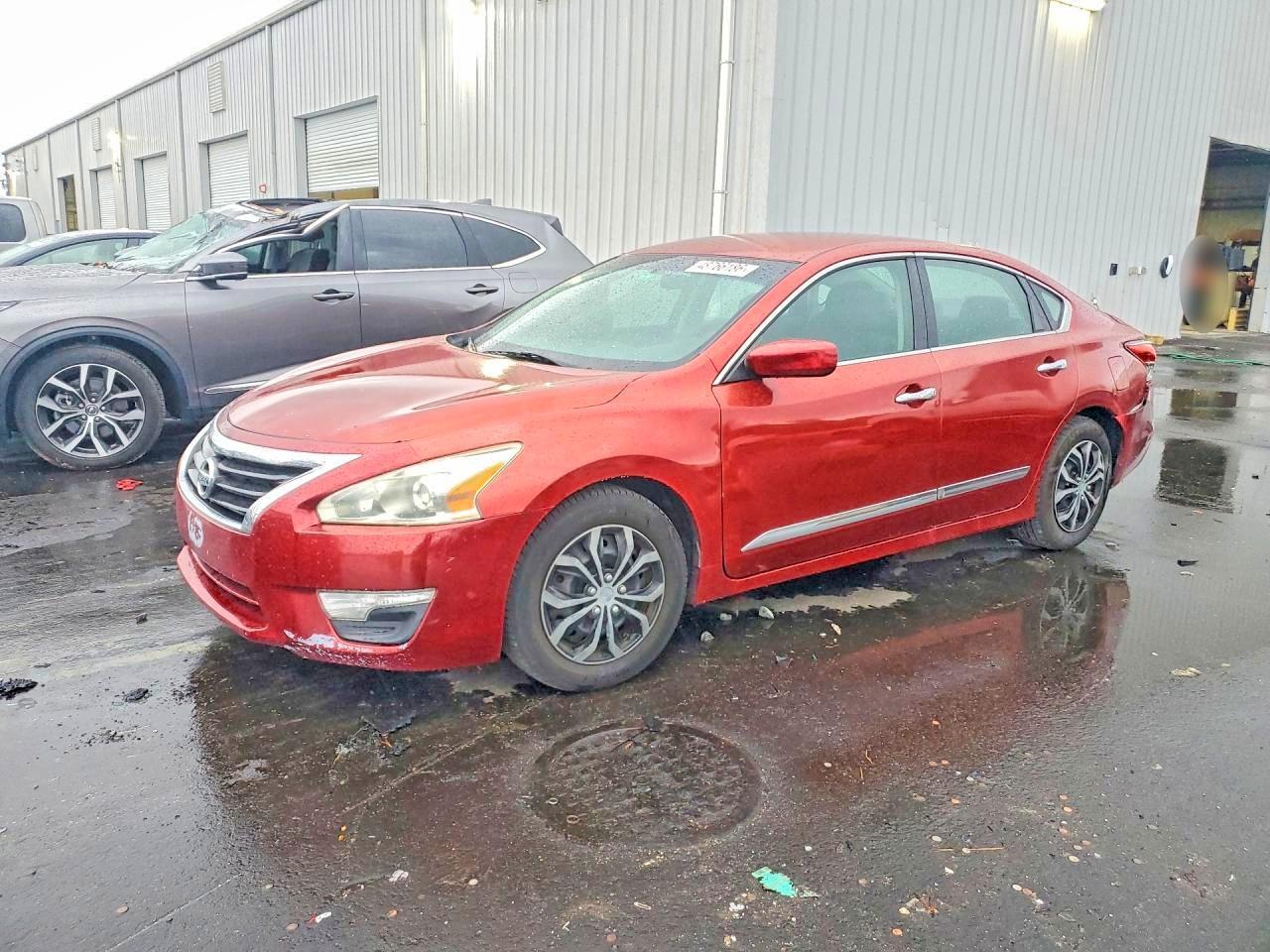 2014 Nissan Altima 2.5 S - zdjęcie główne