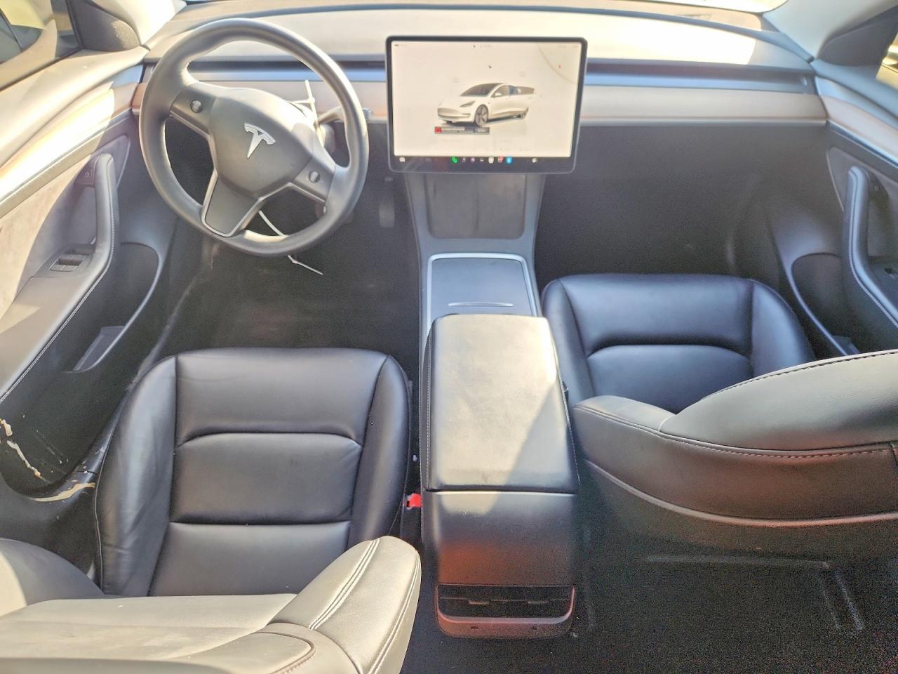 2023 Tesla Model 3 - zdjęcie 8