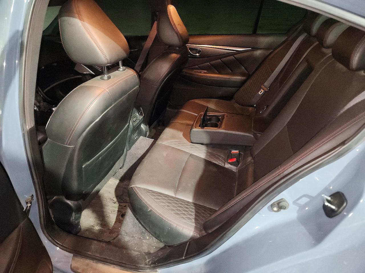 2021 Infiniti Q50 Red Sport 400 - zdjęcie 10