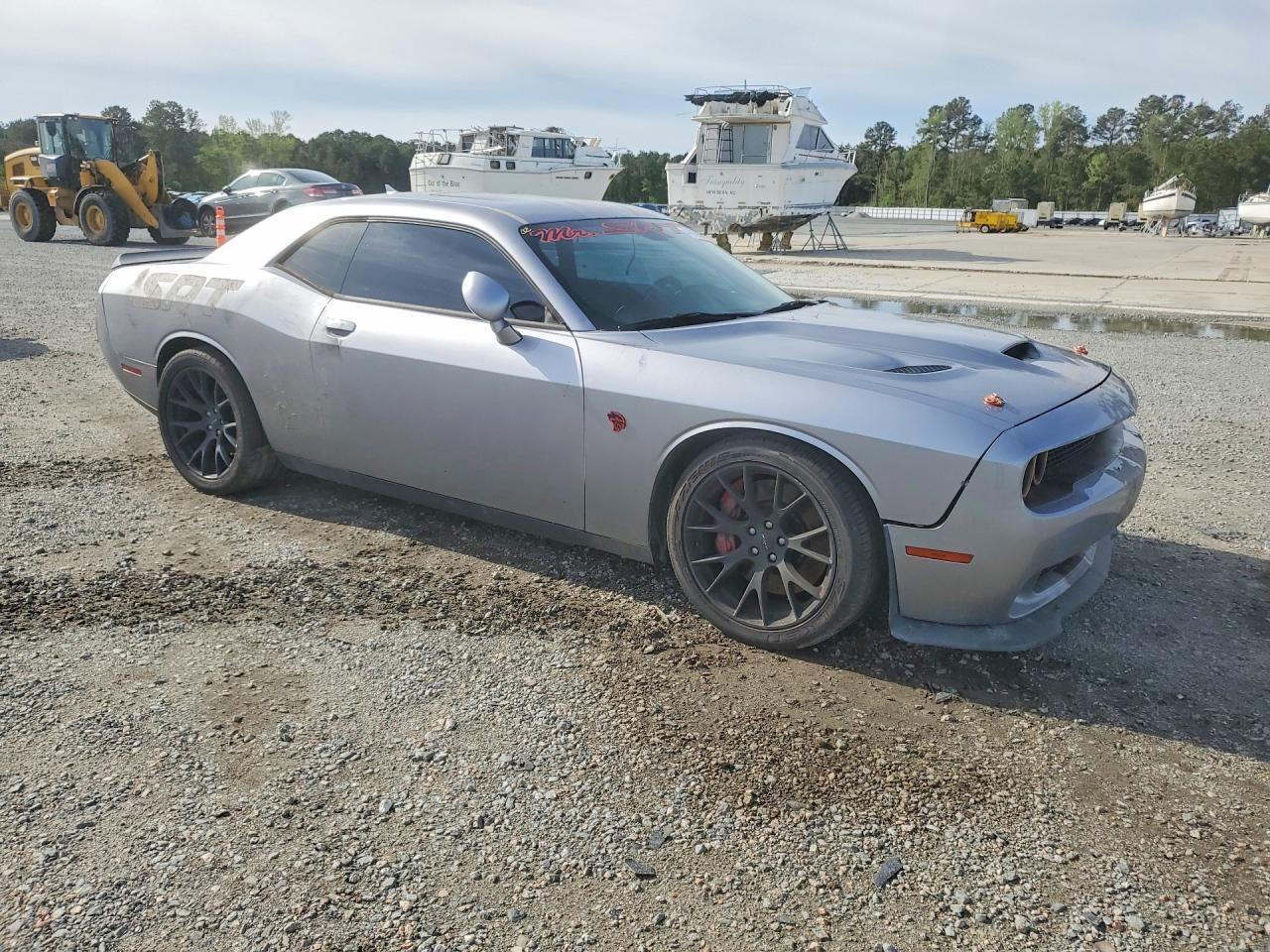 2016 Dodge Challenger Srt Hellcat - zdjęcie 4
