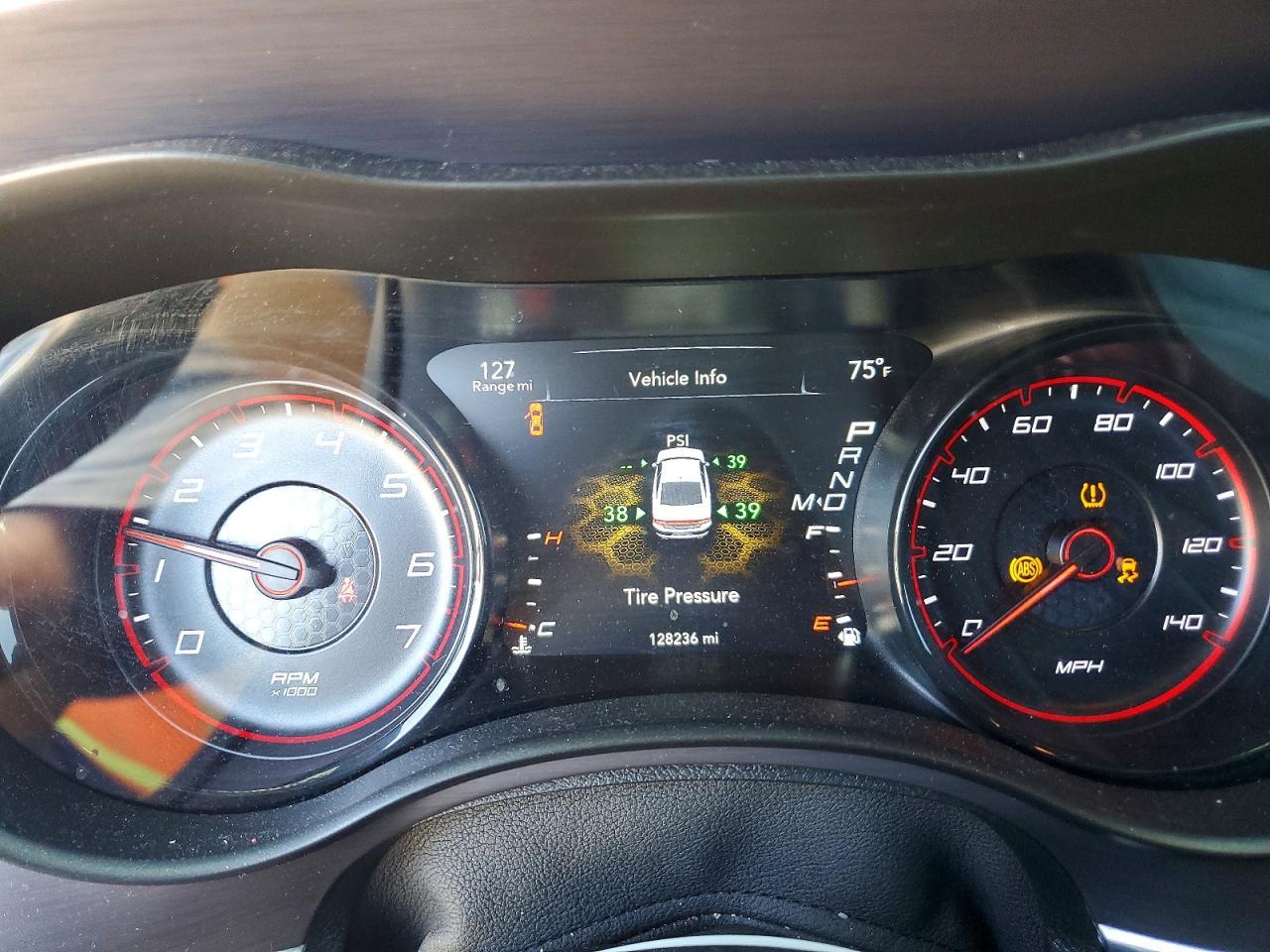 2018 Dodge Charger Sxt - zdjęcie 9